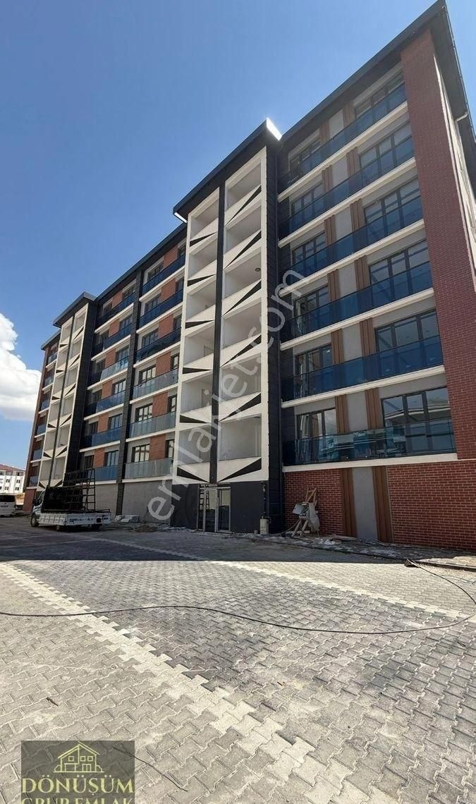 Dönüşüm Emlak'tan Şehrin En Güzel Lokasyonunda Doğu-batı Cepheli 4+1 Ultra Süper Lüks Satılık Daire