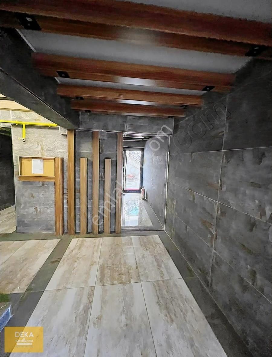 Deka Gayrimenkul'den Körfez'demuhteşem Konumda Satılık Geniş 1+1 - Görsel 16