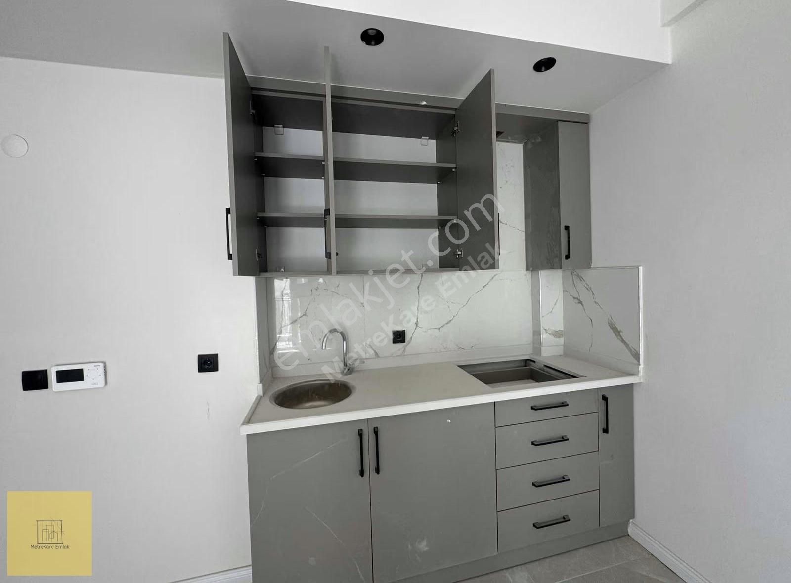 Üniversiteye Yakın Kiralık 1+1 Deniz Manzaralı Daireler - Görsel 17