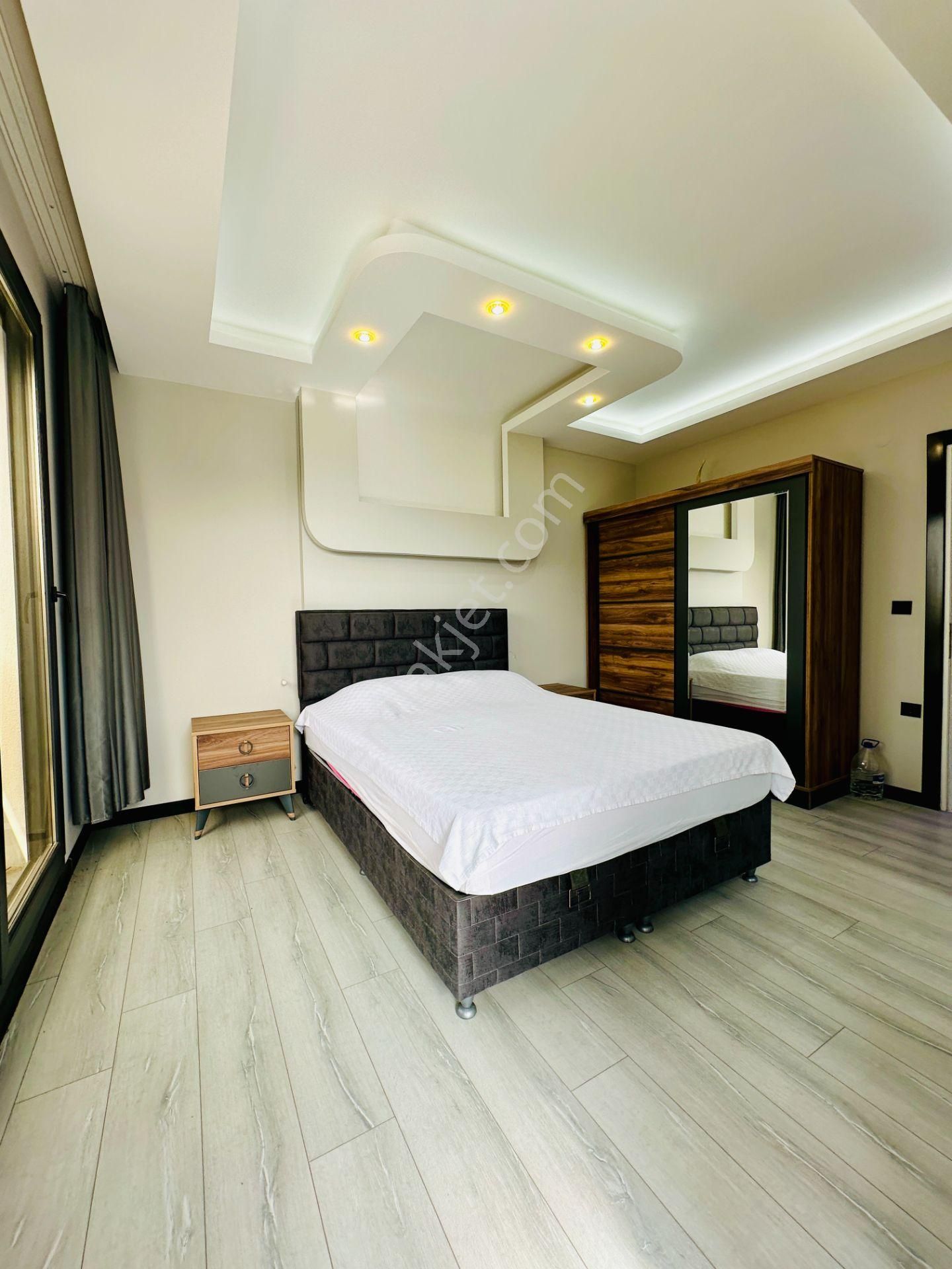 Villacı Onur'dan Full Eşyalı Satılık 3+1 Ayrı Mutfaklı Lüx Villa - Görsel 24