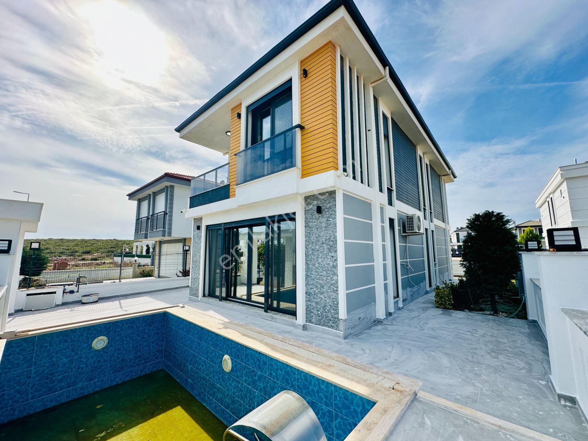 Villacı Onur'dan Full Eşyalı Satılık 3+1 Ayrı Mutfaklı Lüx Villa - Görsel 5