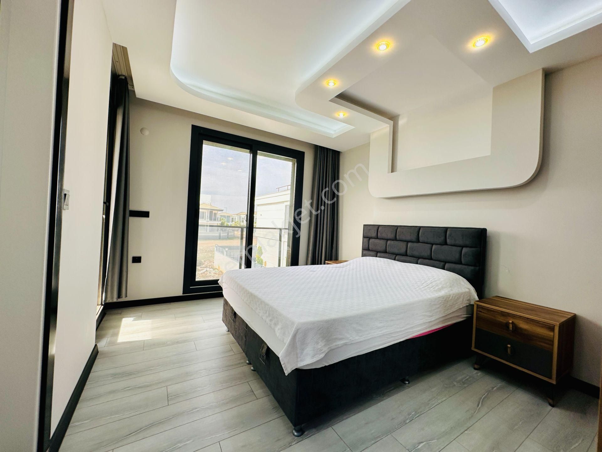 Villacı Onur'dan Full Eşyalı Satılık 3+1 Ayrı Mutfaklı Lüx Villa - Görsel 22