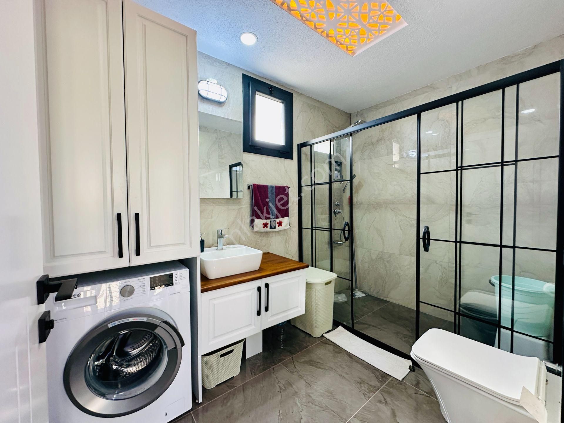 Villacı Onur'dan Full Eşyalı Satılık 3+1 Ayrı Mutfaklı Lüx Villa - Görsel 28