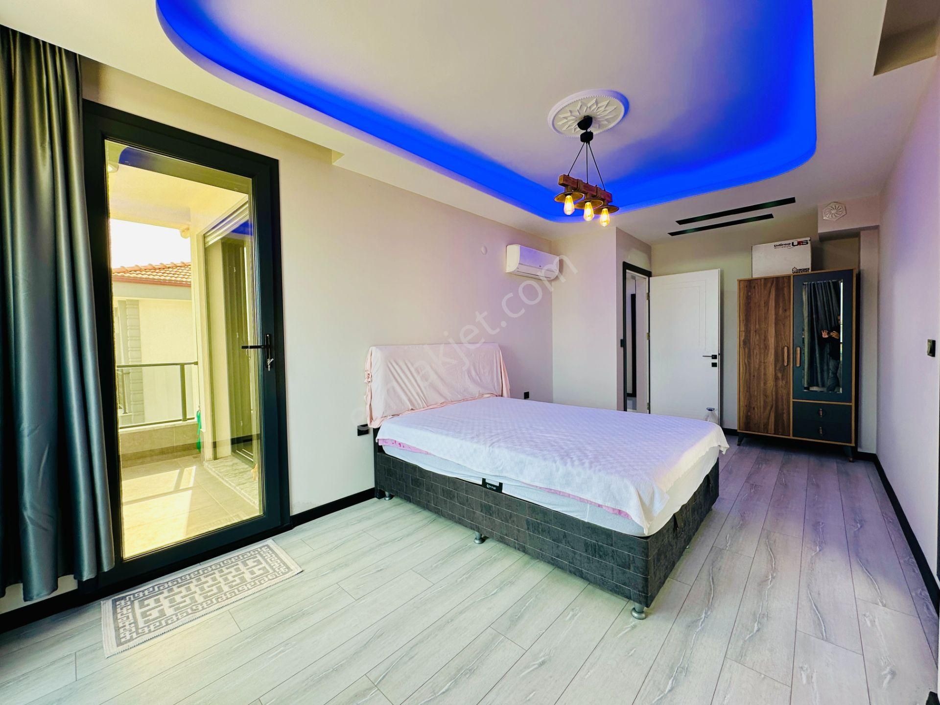 Villacı Onur'dan Full Eşyalı Satılık 3+1 Ayrı Mutfaklı Lüx Villa - Görsel 33