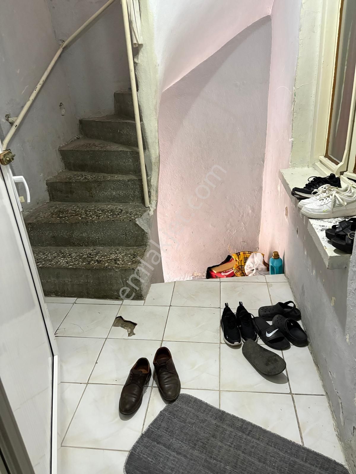 İzmir Konak Gültepe Mahallesi'nde Satılık 2 Katlı Müstakil Bina - Görsel 30