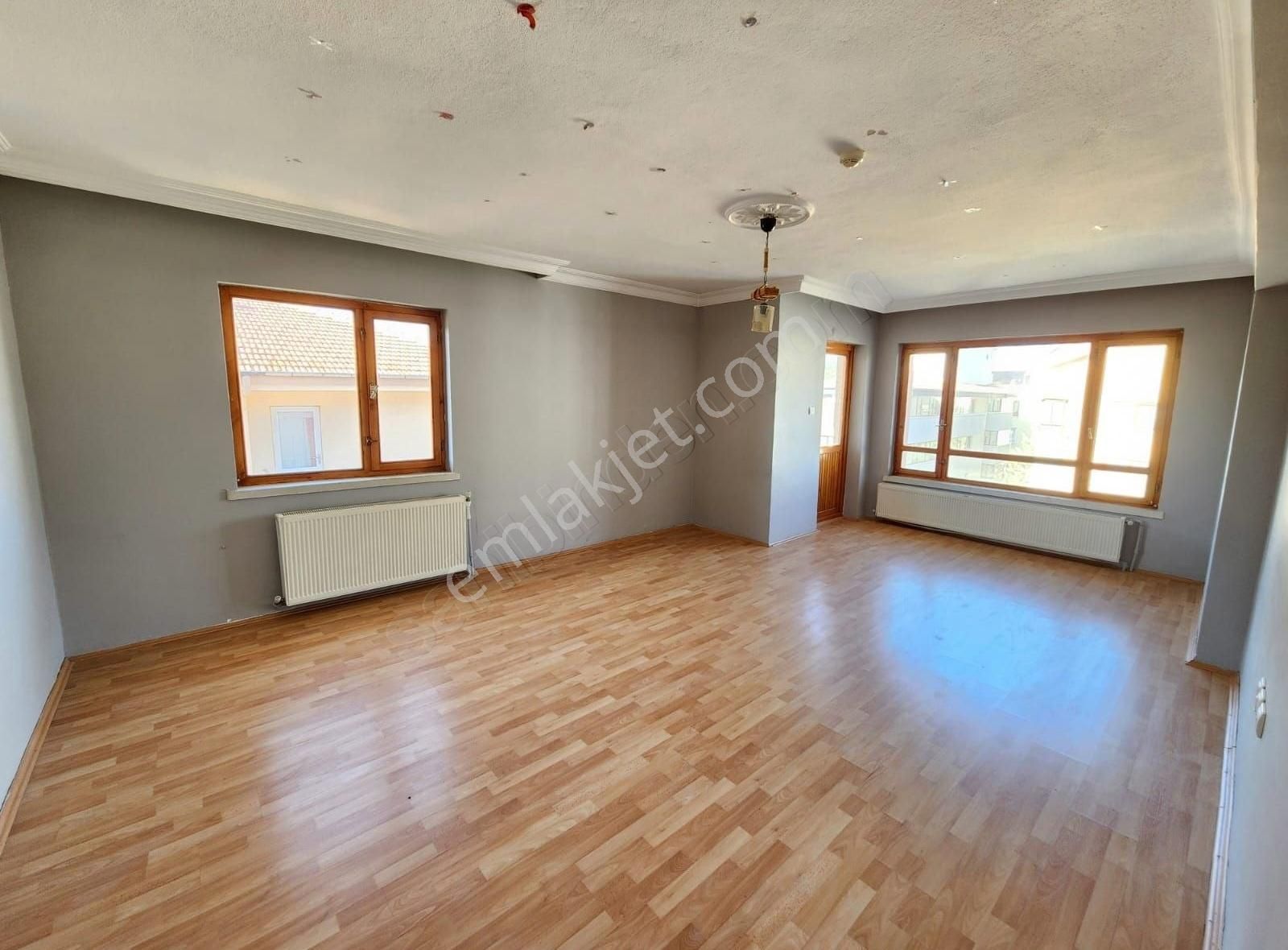 Karapürçek Muhtarlık Civarı 3.kat Ebevyen Banyolu Satılık Daire - Görsel 14