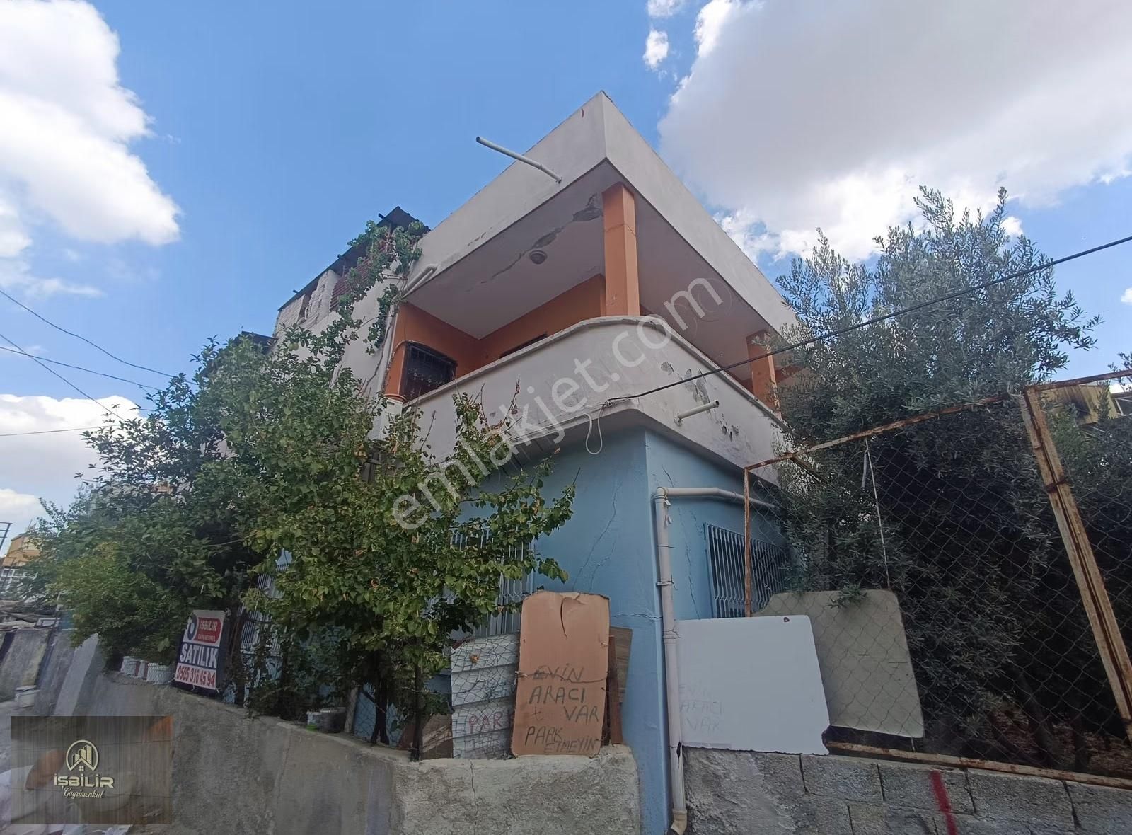 Yüreğir Yeni Doğan Mah Tek Tapu 165m2 2 Katlı Bahçeli Satlık Ev - Görsel 15