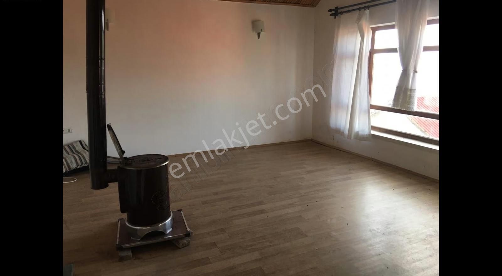 Karaşar Kirazyanı'nda Doğayla İçiçe Satılık Yayla Evi - Görsel 2