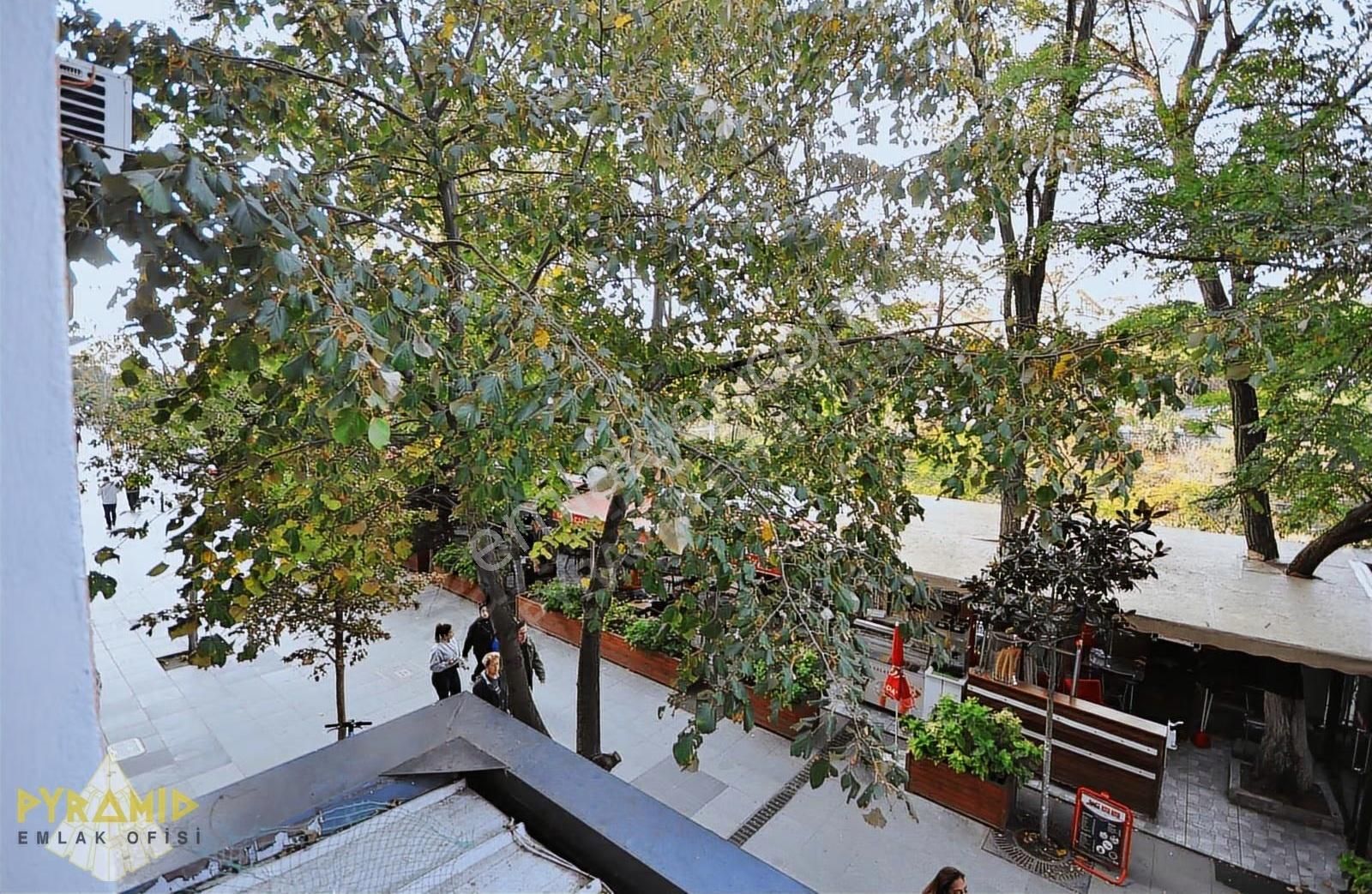 Pyramıd'den Bakırköy Zeytinlik Mah. Merkezi Konumda 2+1 Daire - Görsel 2