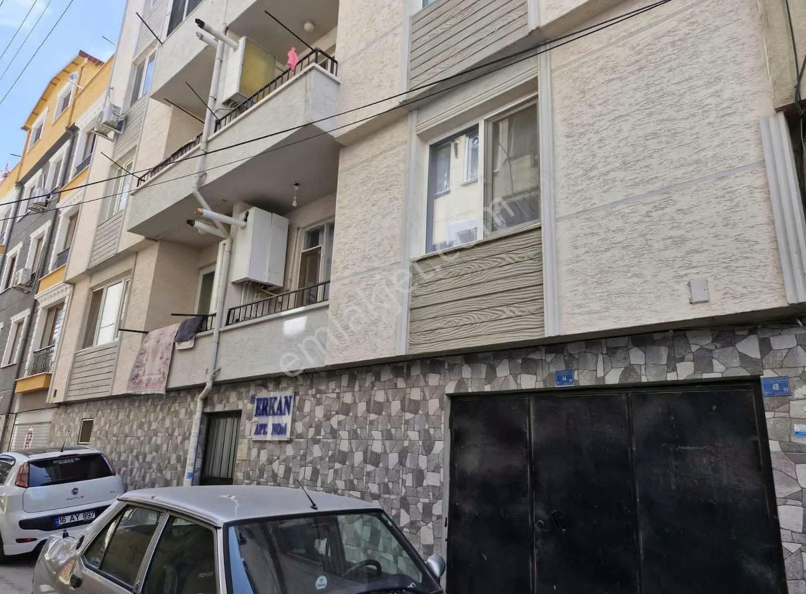 Saim Gencaydan Gemlik Merkezde Eşyalı Satılık Daire - Görsel 13