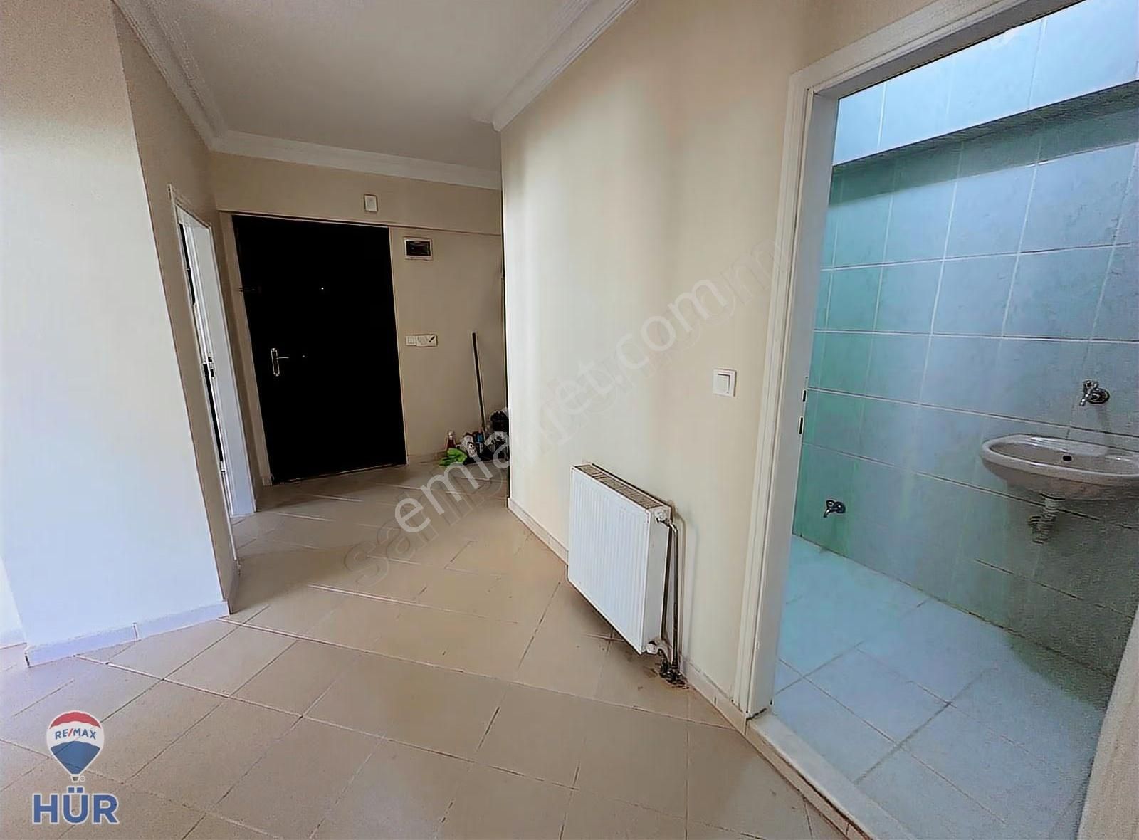 Remax Hür 'den Kıralık Yenilenmiş Çarşı 3+1 Daire - Görsel 10
