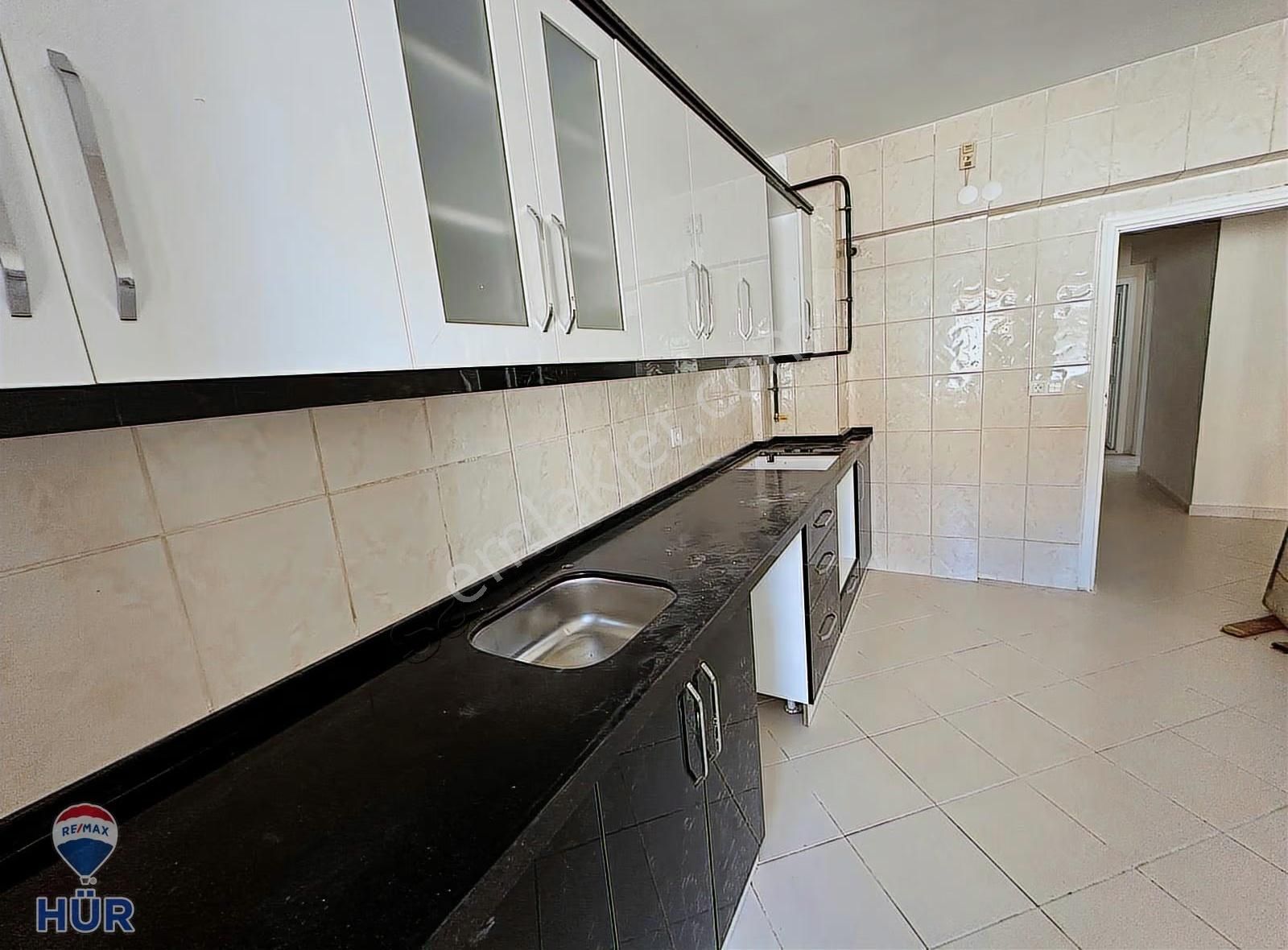 Remax Hür 'den Kıralık Yenilenmiş Çarşı 3+1 Daire - Görsel 9
