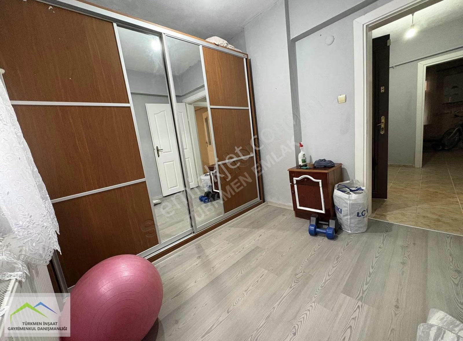 Türkmen Emlaktan Alt Katında Daire Olan 2+1 Satılık Kot 1 - Görsel 32