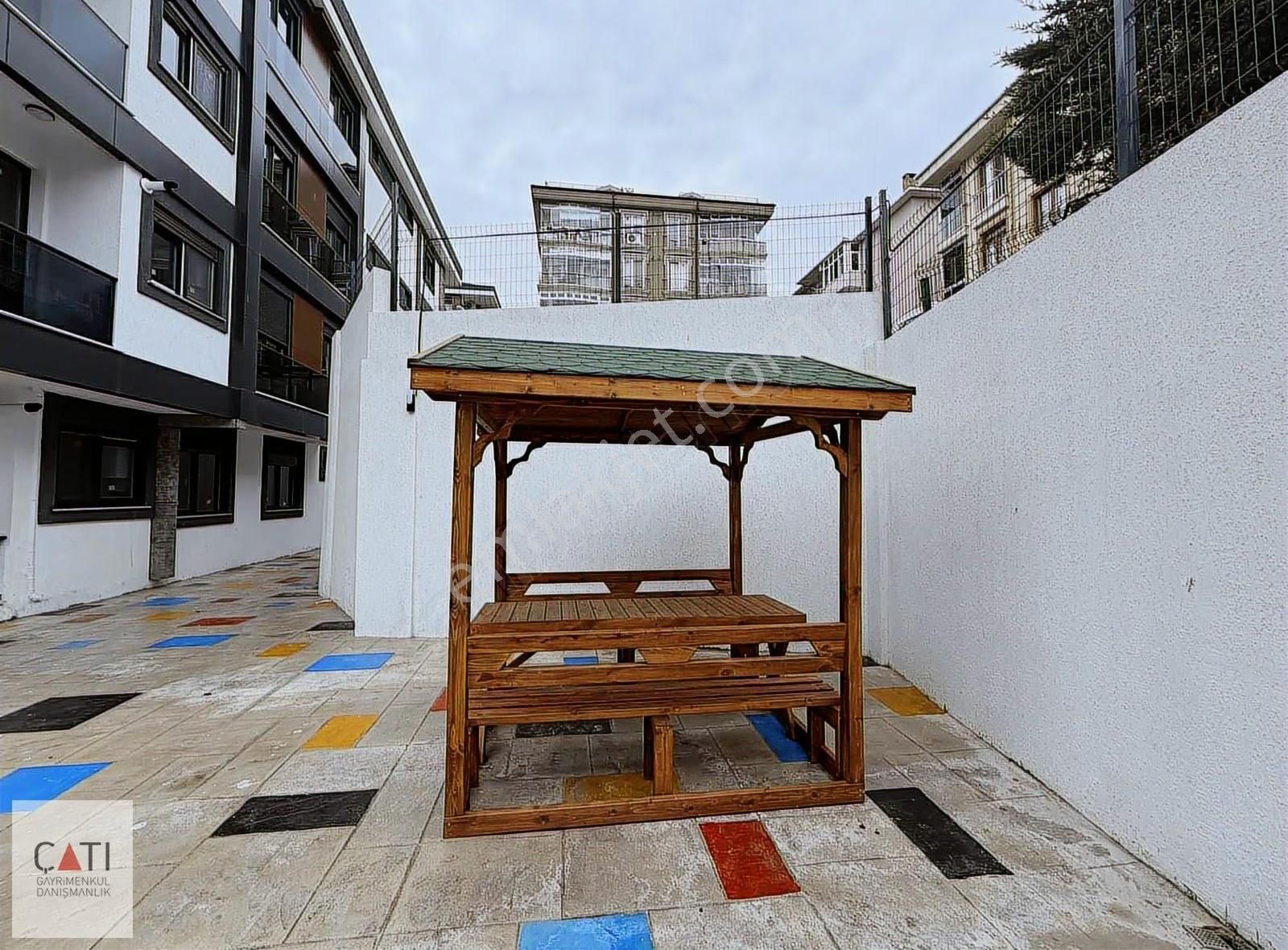 Şile Çavuş Mahallesinde Havuzlu Sitede Satılık 2+1 Daire - Görsel 11