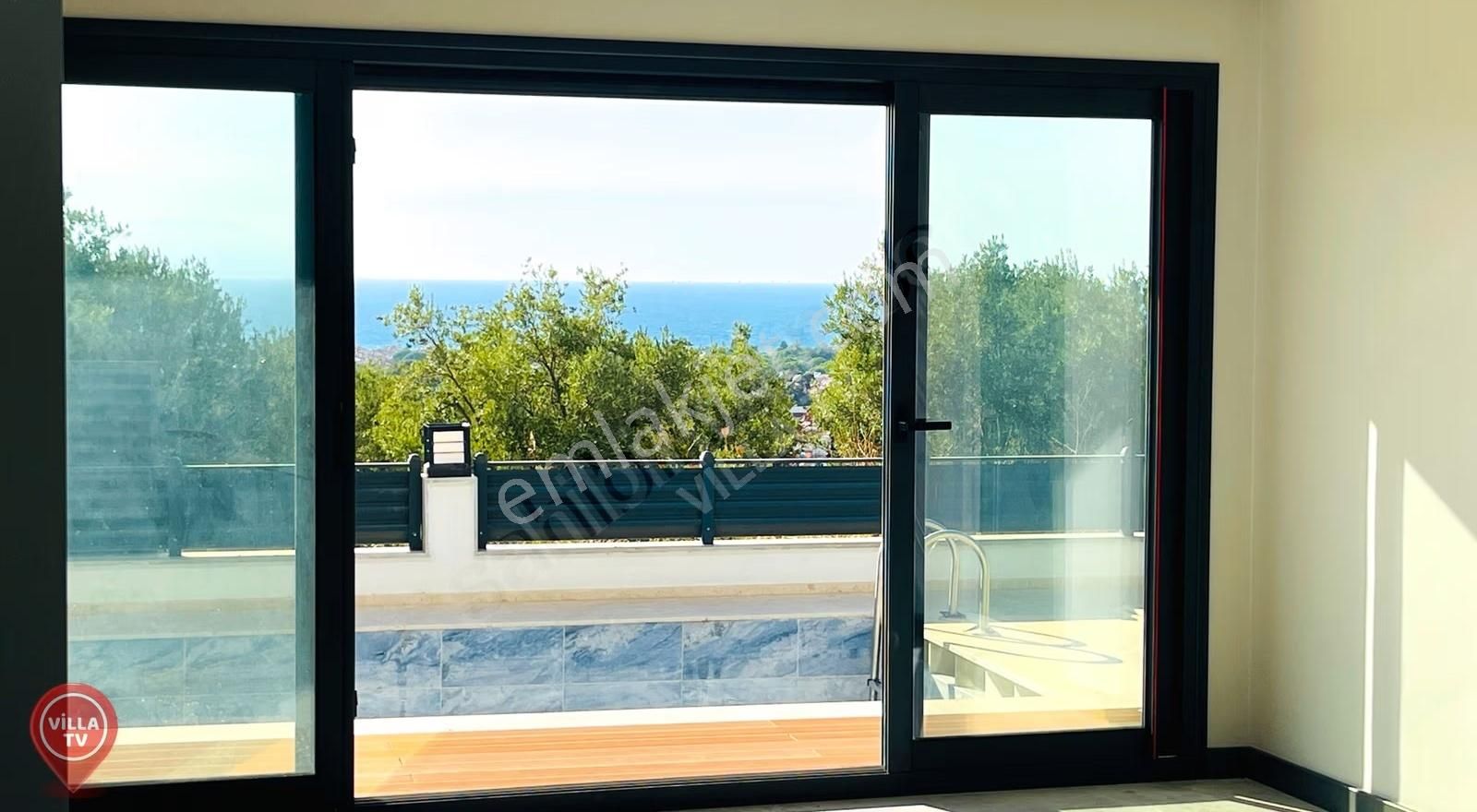 Kuşadası Soğucakta Özel Havuzlu Deniz Manzaralı 4+1 Lüks Villa - Görsel 13