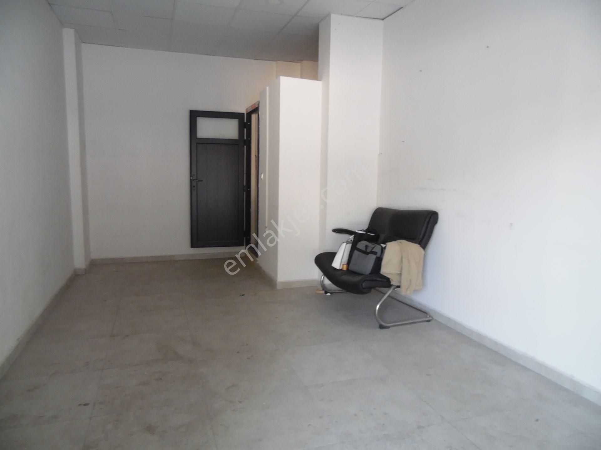 Buca Akıncılar Merkezinde Kiralık Dükkan - Görsel 2