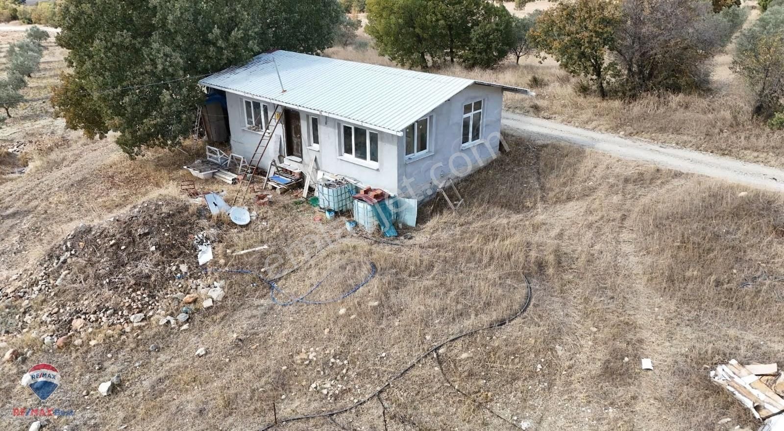 96 Manisa Gördes Bayatta 26.000m2 Satılık Tarla - Görsel 6