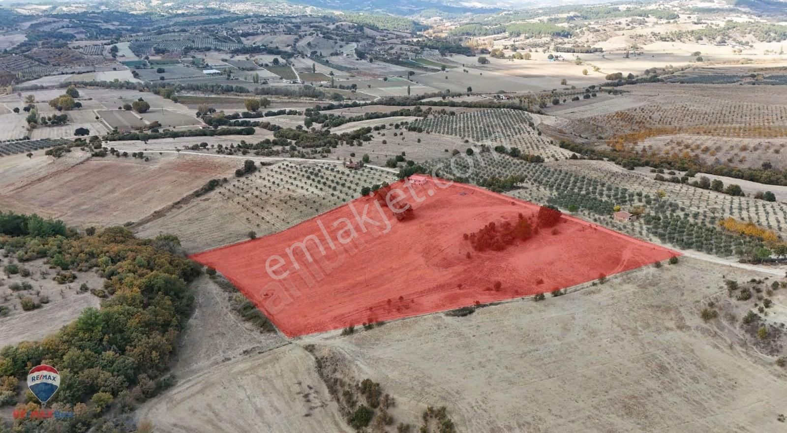 96 Manisa Gördes Bayatta 26.000m2 Satılık Tarla - Görsel 18