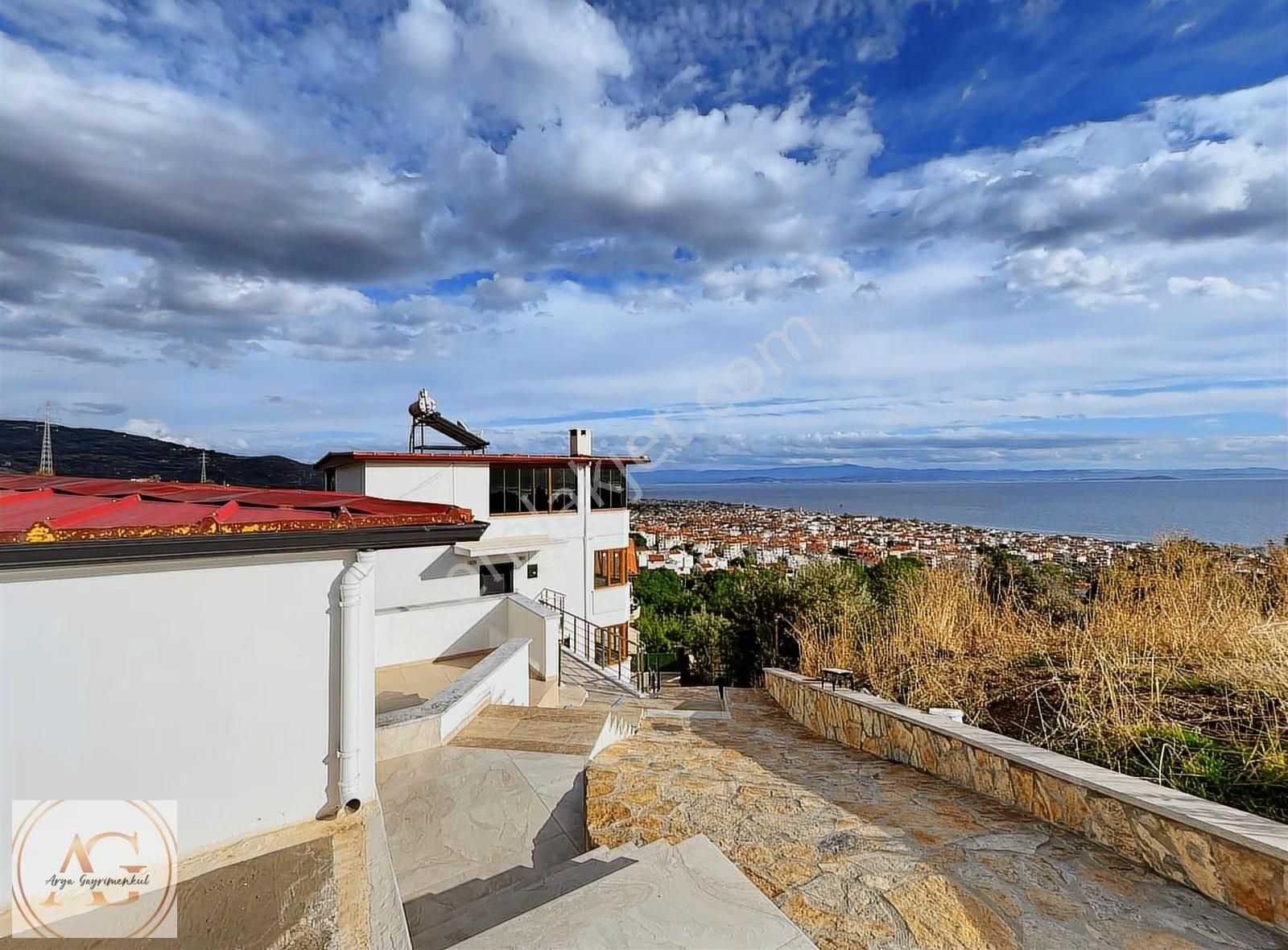 Arya'dan Kazdağların'da Deniz Manzarlı 3+3 Müştemilatlı Villa - Görsel 31