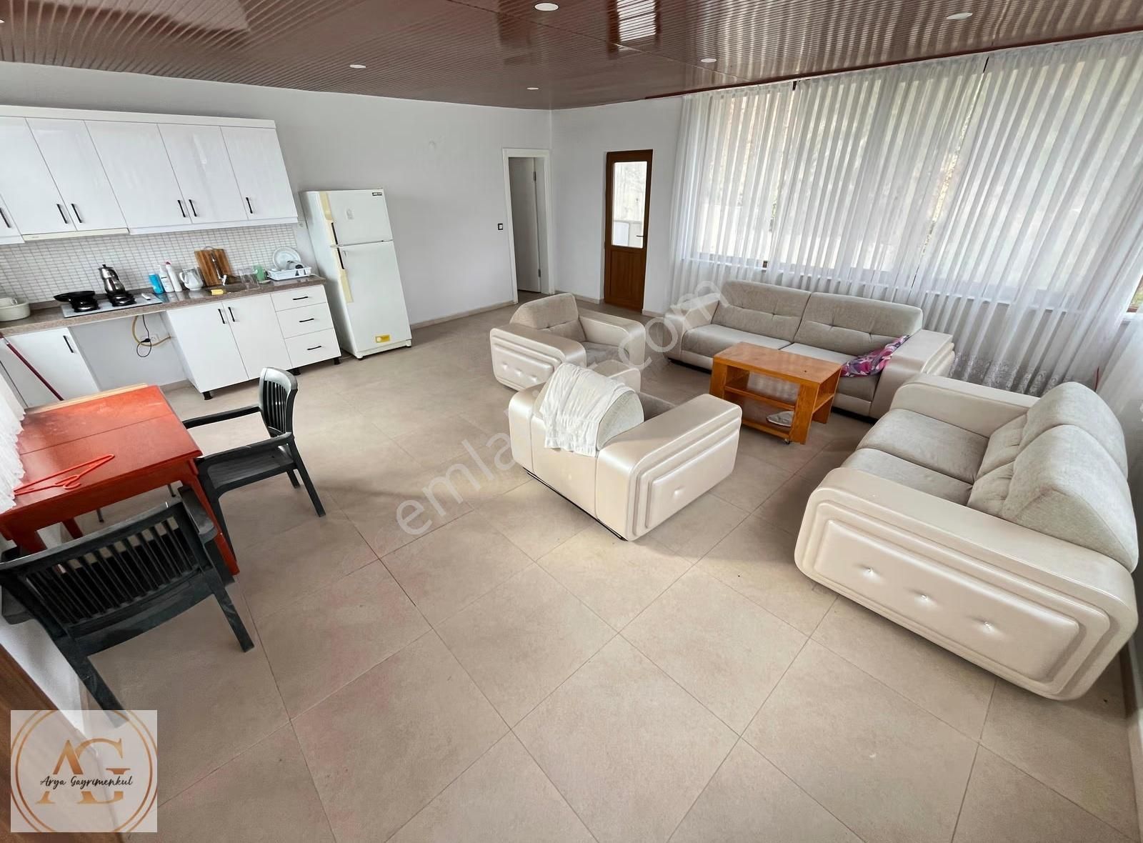 Arya'dan Kazdağların'da Deniz Manzarlı 3+3 Müştemilatlı Villa - Görsel 16