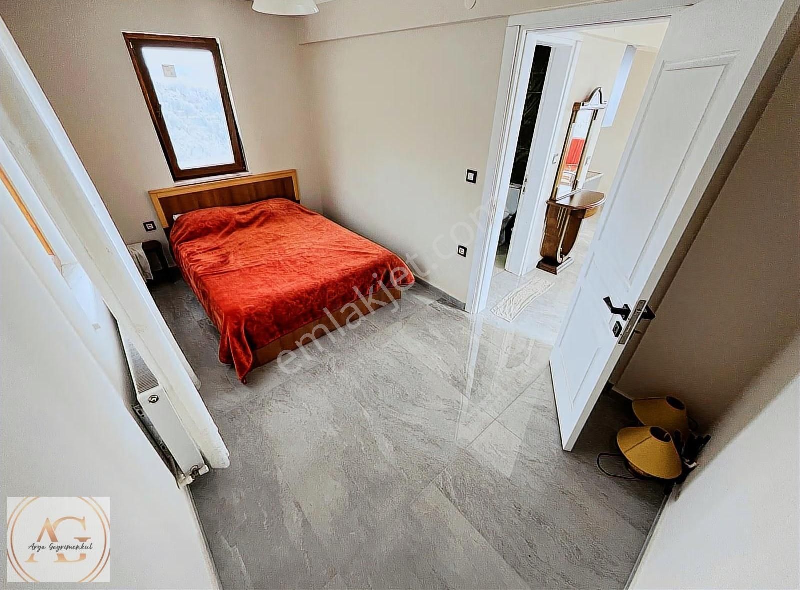 Arya'dan Kazdağların'da Deniz Manzarlı 3+3 Müştemilatlı Villa - Görsel 25