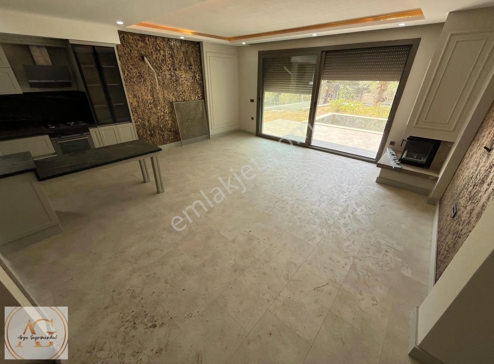 ️arya'dan Güre'de Kazdağları Manzaralı 4+1 Asansörlü Villa - Görsel 4