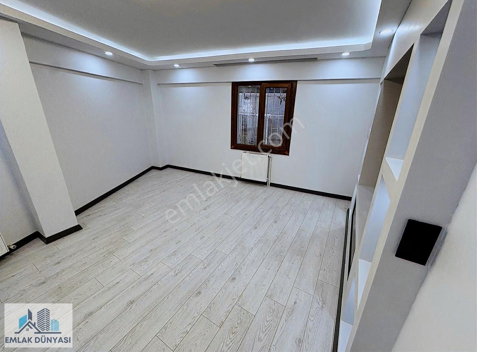 Emlak Dünyasından Altıntepede İçi Yenilenmiş Balkonlu Lüx 2+1 - Görsel 13