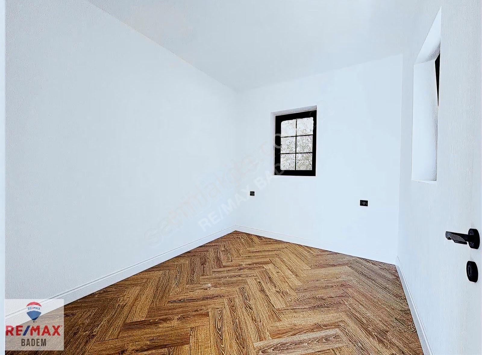 Datça'da Merkezi Konumlu Denize 150m Triplex Havuzlu Villa - Görsel 8