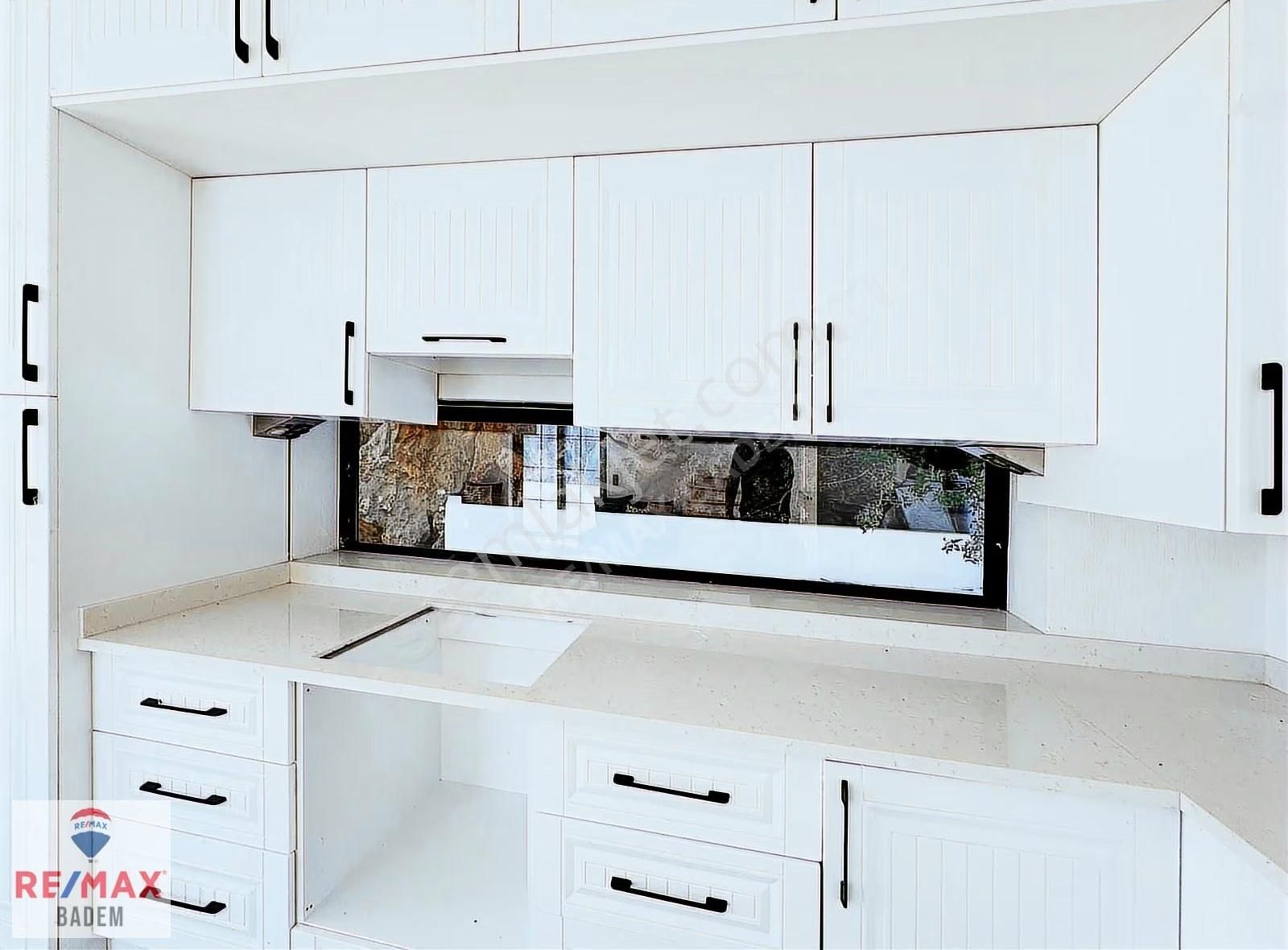 Datça'da Merkezi Konumlu Denize 150m Triplex Havuzlu Villa - Görsel 22