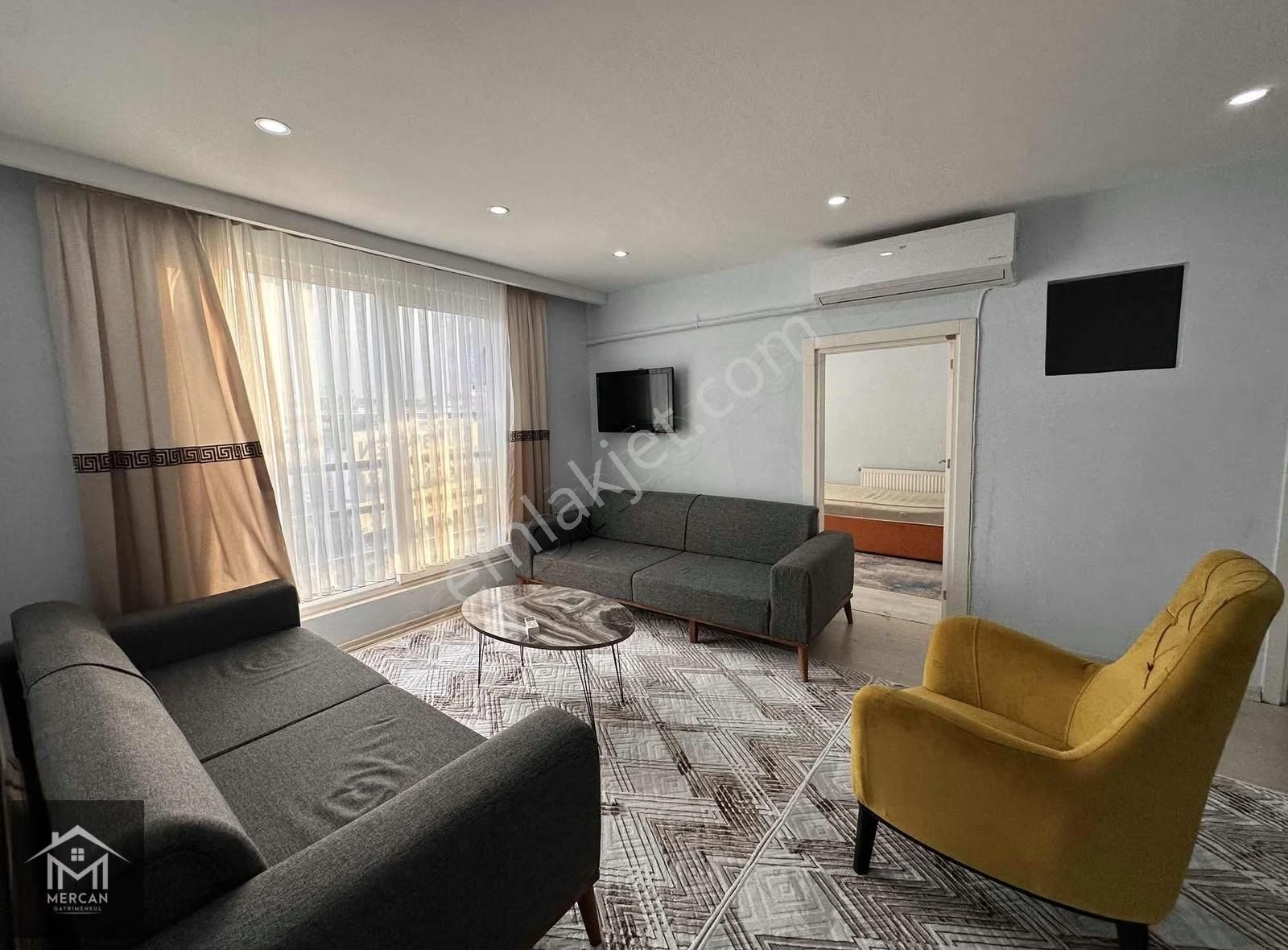 Mercan'dan Üniversite Yakını 90 M2 2+1 Eşyalı Satılık Apart !!