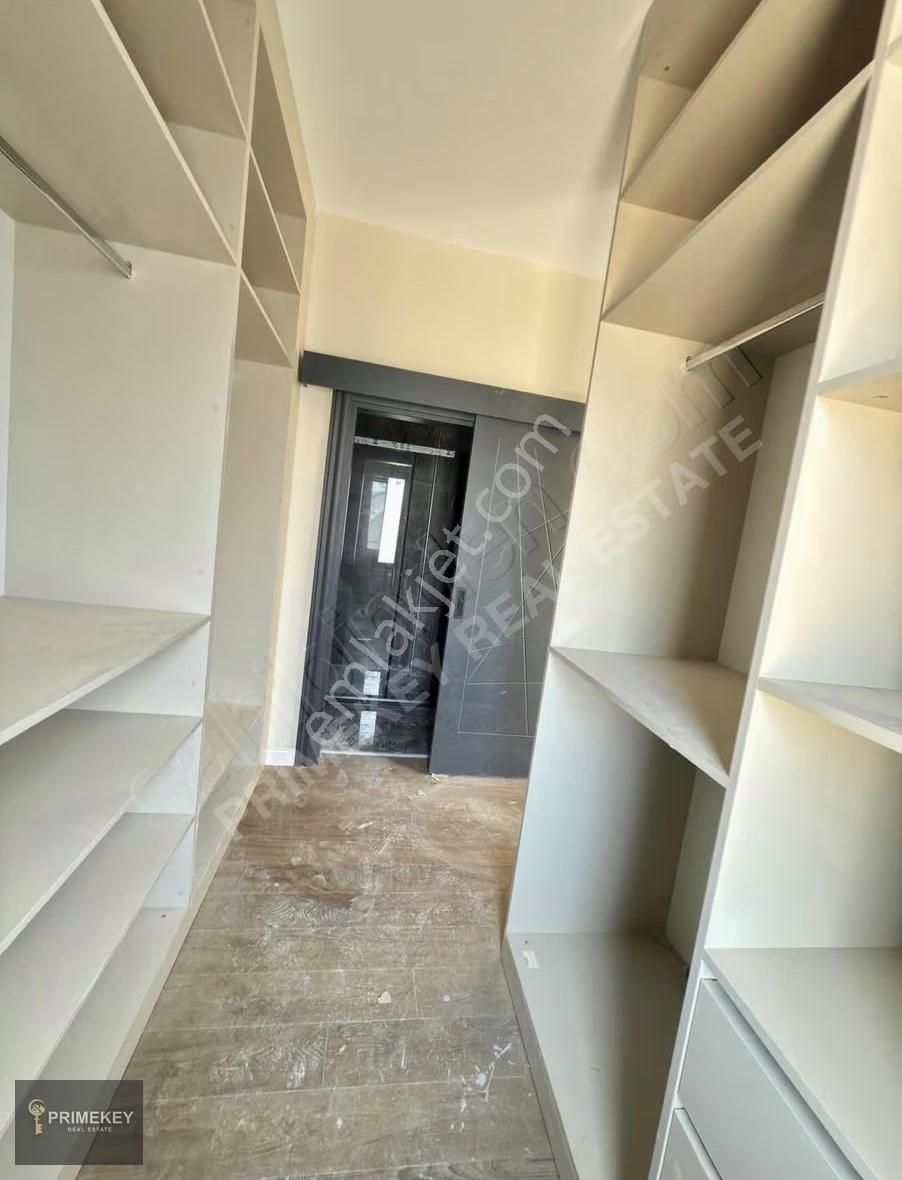 Çankaya Mahallesinde Deniz Manzaralı 3+1 Satılık Daire. - Görsel 4