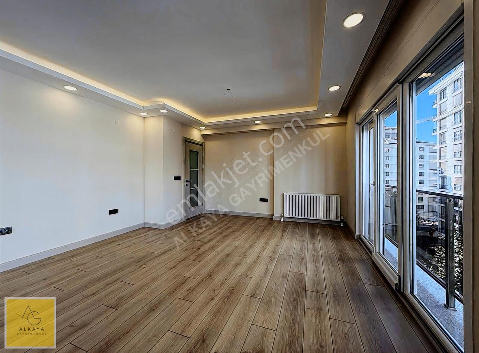 Alkaya'dan Erenköy'de Satılık 2+1 Boş Daire Havuzlu Site İçinde - Görsel 26