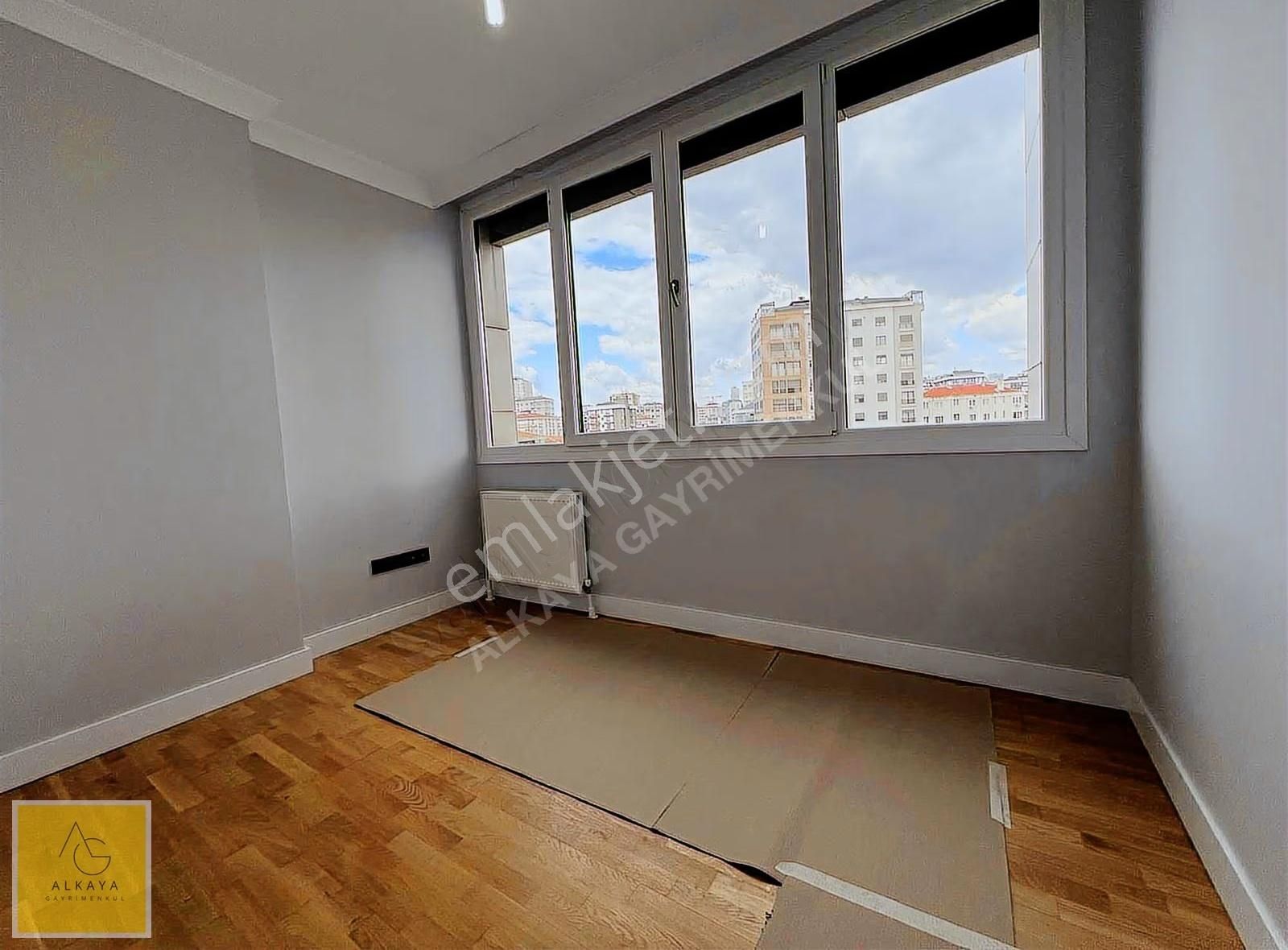 Alkaya'dan Suadiye'de Satılık 3+1 Boş Daire Her Katta Tek Daire - Görsel 23