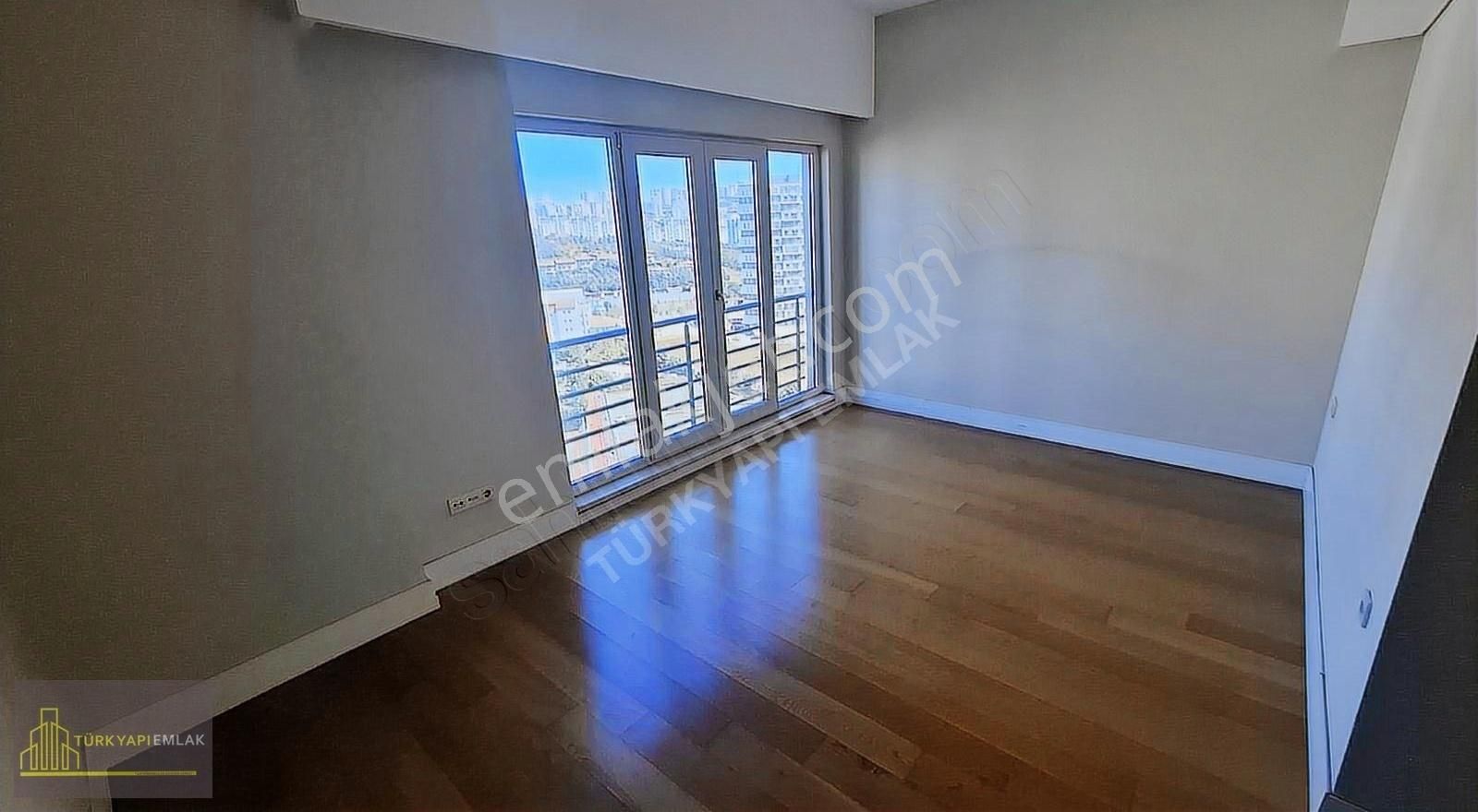 İstanbul Saraylarında Full Manzaralı Oturuma Hazır Satılık Daire - Görsel 4