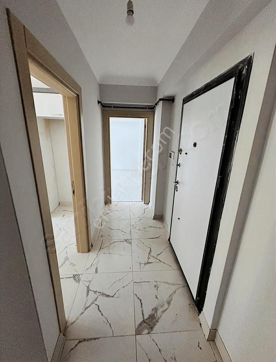 İstasyon - Tepe Mevkiinde Kapalı Mutfaklı 1+1 Daire - Görsel 6