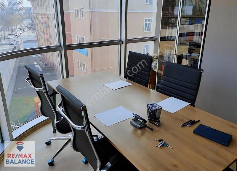 Anadolu Adliyesi'nin Tam Karşısında 1+1 Satılık Ofis - Görsel 3