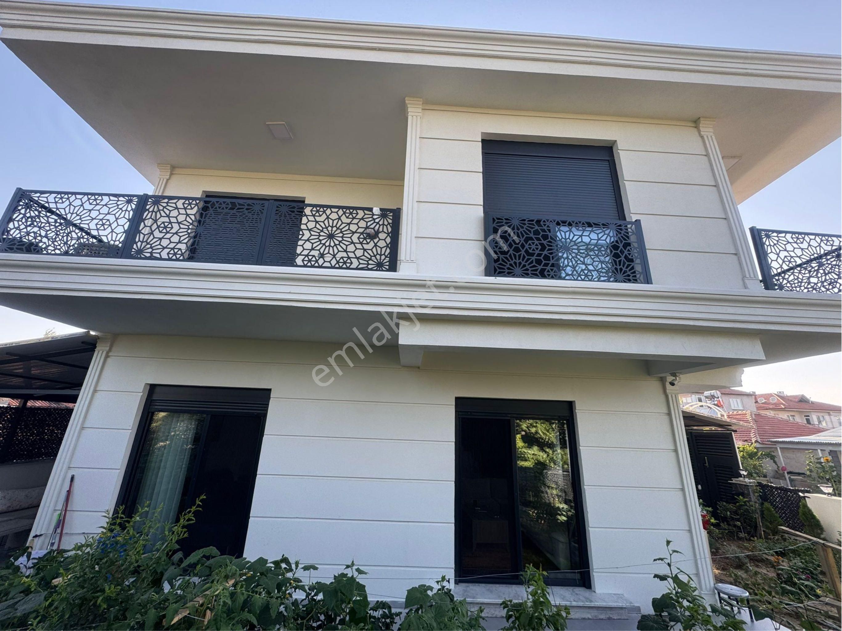 Antalya Korkutelinde Dublex 3+1 Lüx Villa - Görsel 16