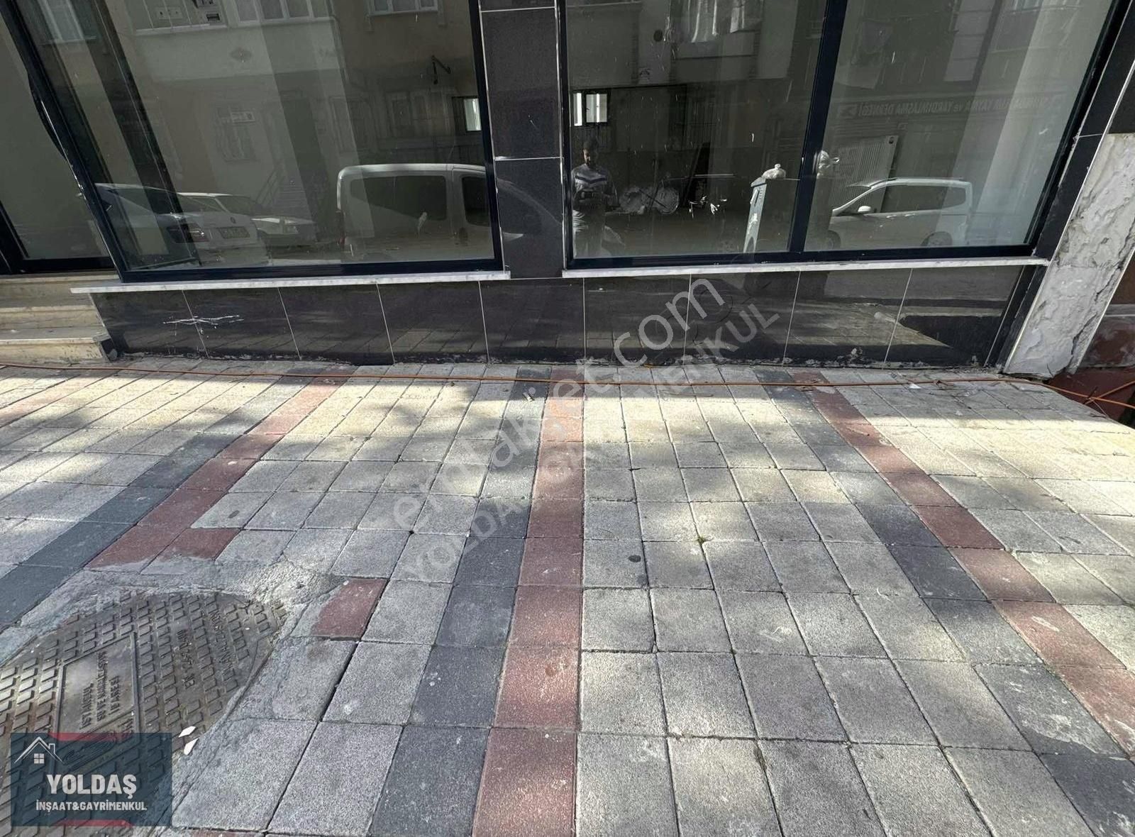 Yoldaş İnş Kiralık 230 M2 Sıfır Yapı Depolu Dükkan - Görsel 18