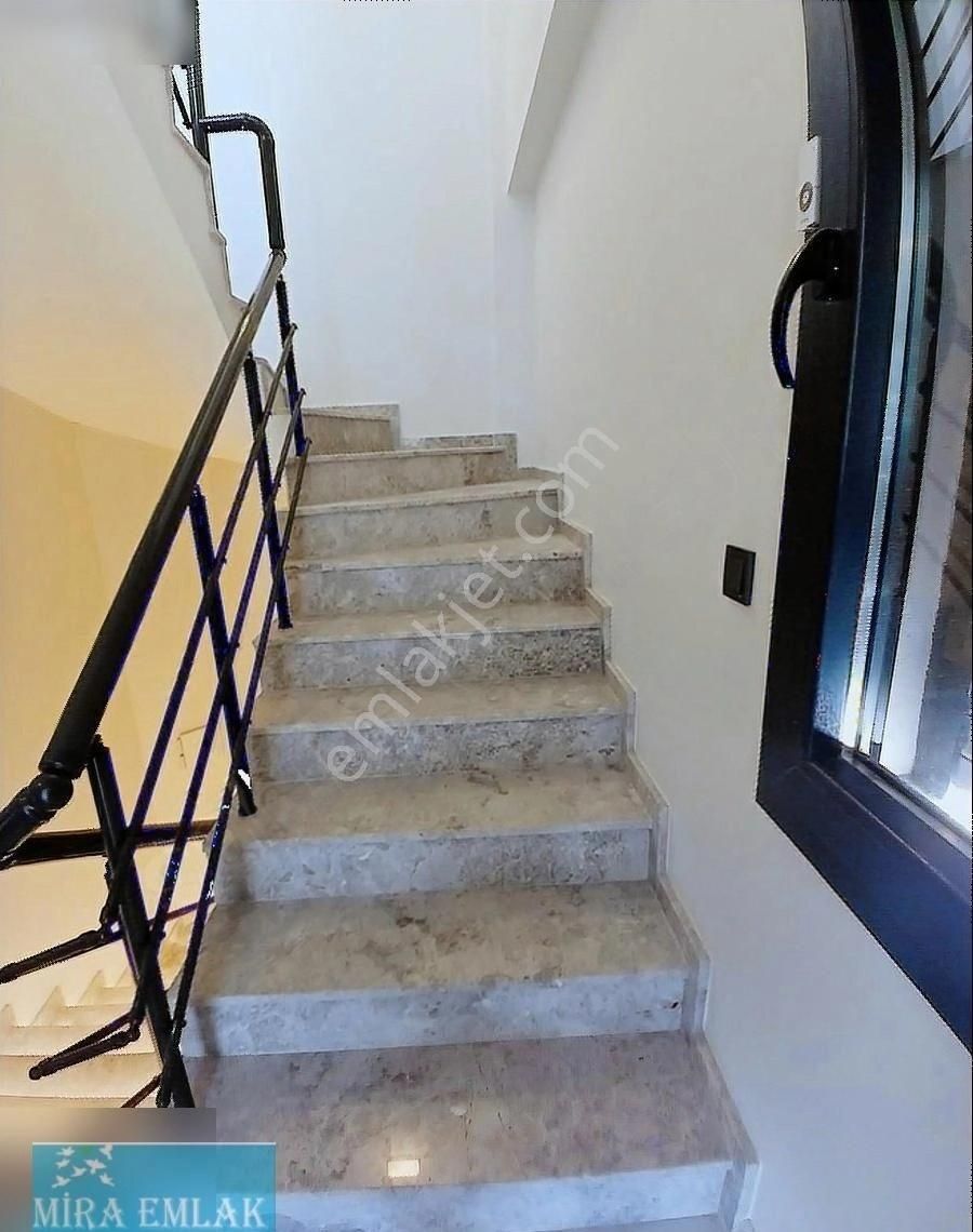 Mira Emlakdan Akçay Yenimahallede 3+1 Muhteşem Sıfır Villa - Görsel 24
