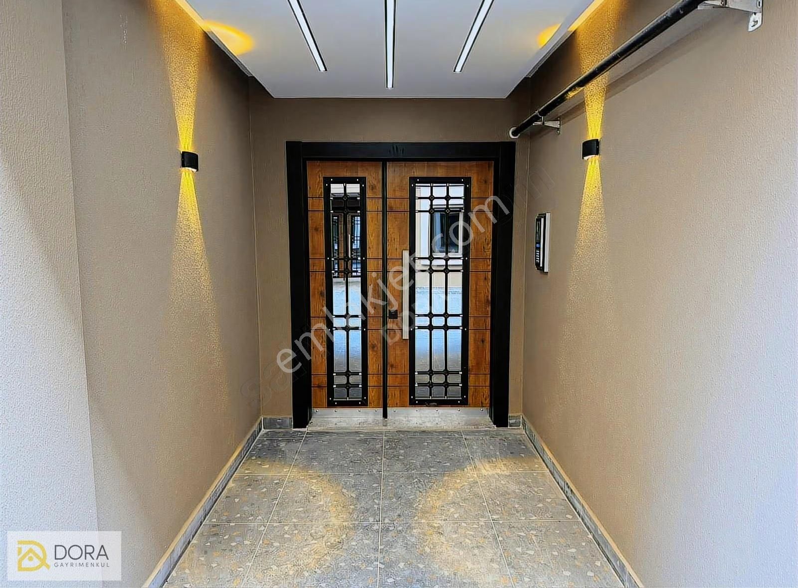Seferihisar Çarşı Merkezinde Full Lüks 2+1 Kiralık Daire - Görsel 8