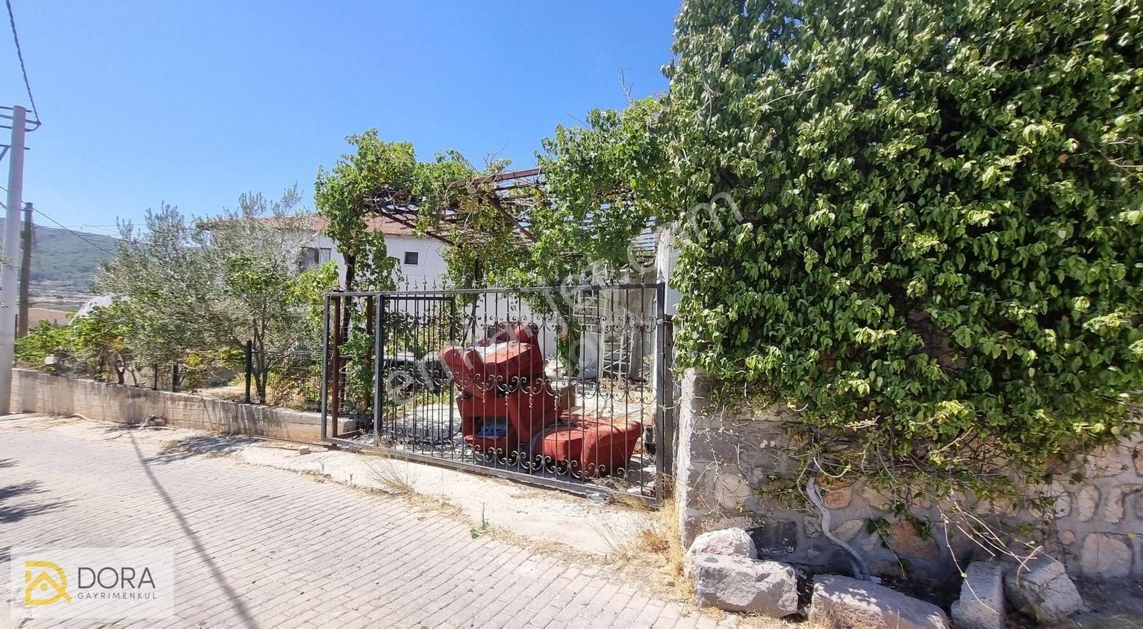 Urla Nohutalan Köyü 284 M2 Müstakil Taş Ev Satılık - Görsel 12