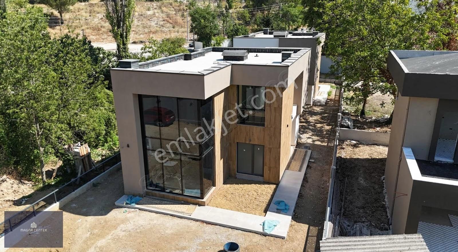 Magna'dan Gümüştepe'de Özel Tasarım 230m2 Bahçeli 3+1 Loft Villa - Görsel 6