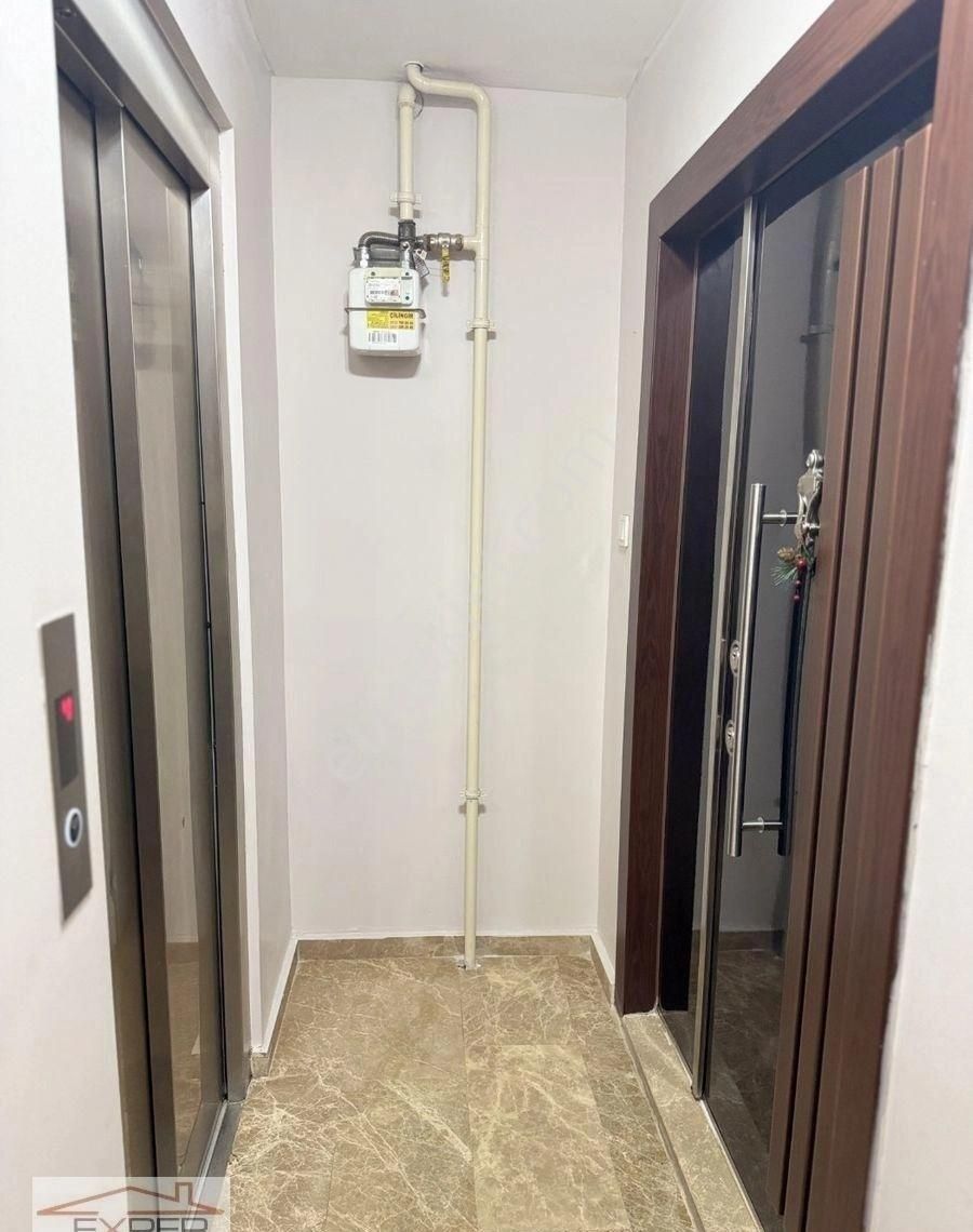 Ahmet Fetgaride Yenice Binada Boğaz Manzaralı 180m2 Çatı Dublexi - Görsel 4