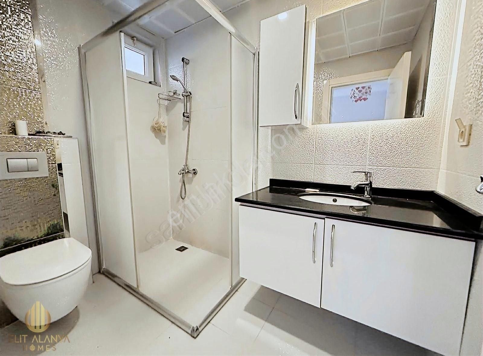 3+1 3 Adet Cam Balkon 2 Banyo 2 Wc Ayrı Mutfak Siteiçi Manzaralı - Görsel 16