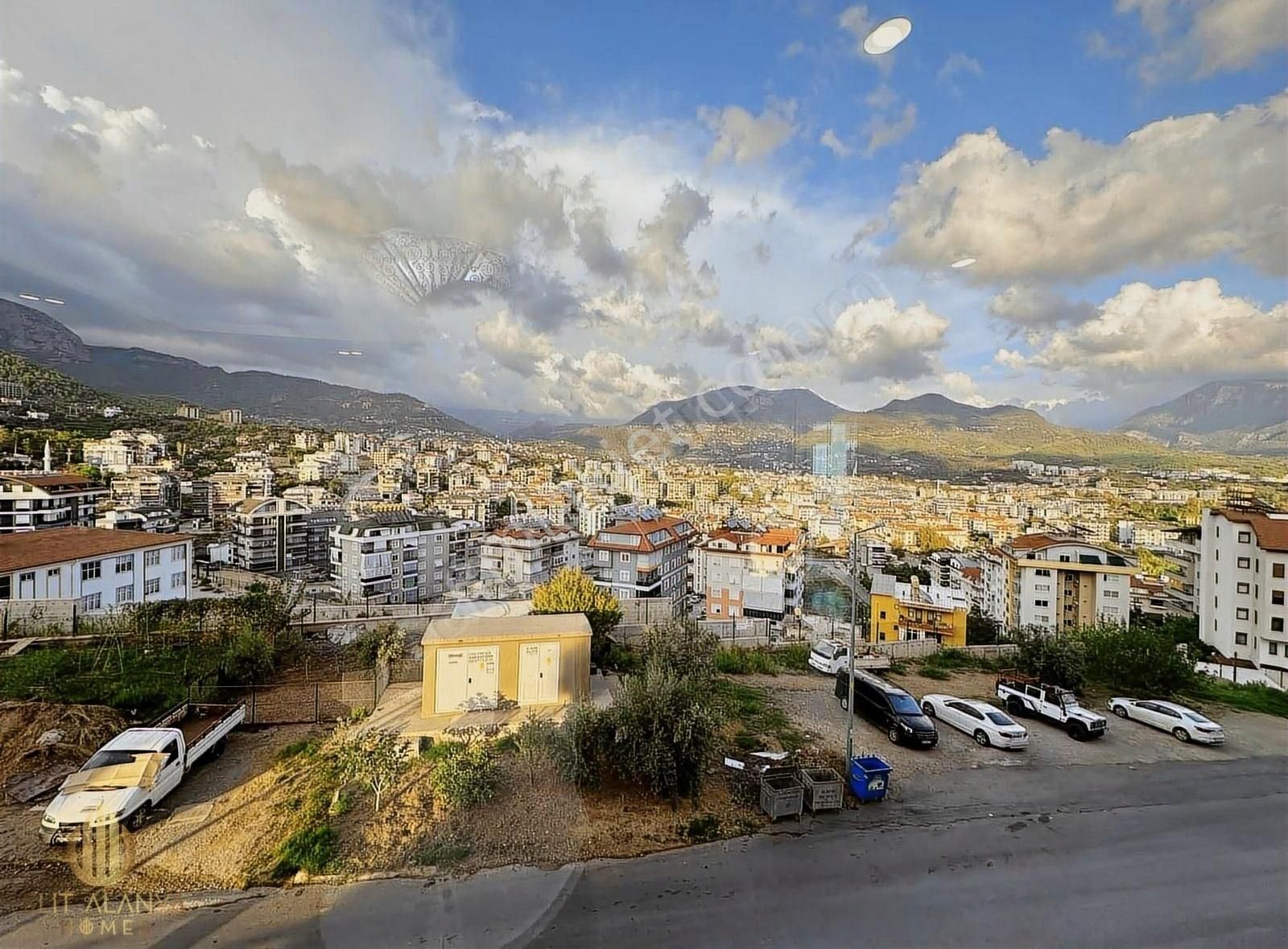 3+1 3 Adet Cam Balkon 2 Banyo 2 Wc Ayrı Mutfak Siteiçi Manzaralı - Görsel 19