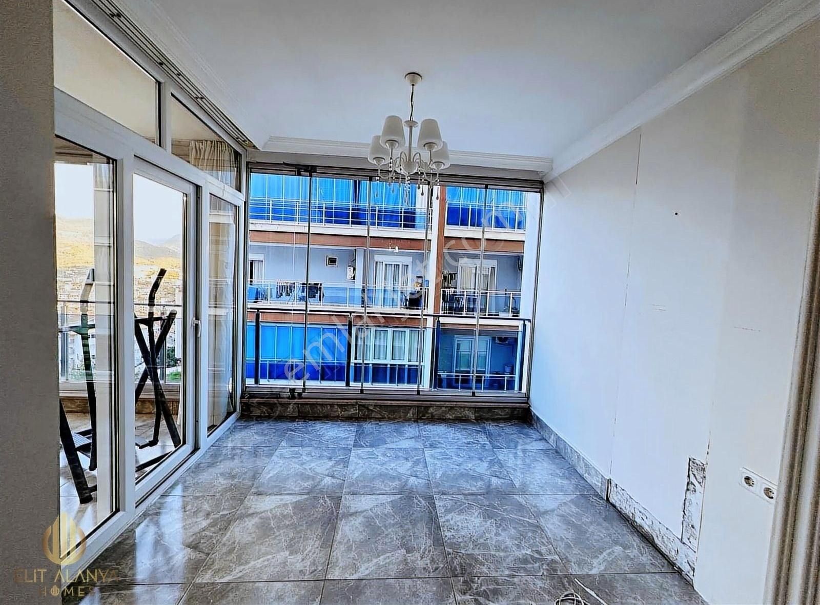 3+1 3 Adet Cam Balkon 2 Banyo 2 Wc Ayrı Mutfak Siteiçi Manzaralı - Görsel 4