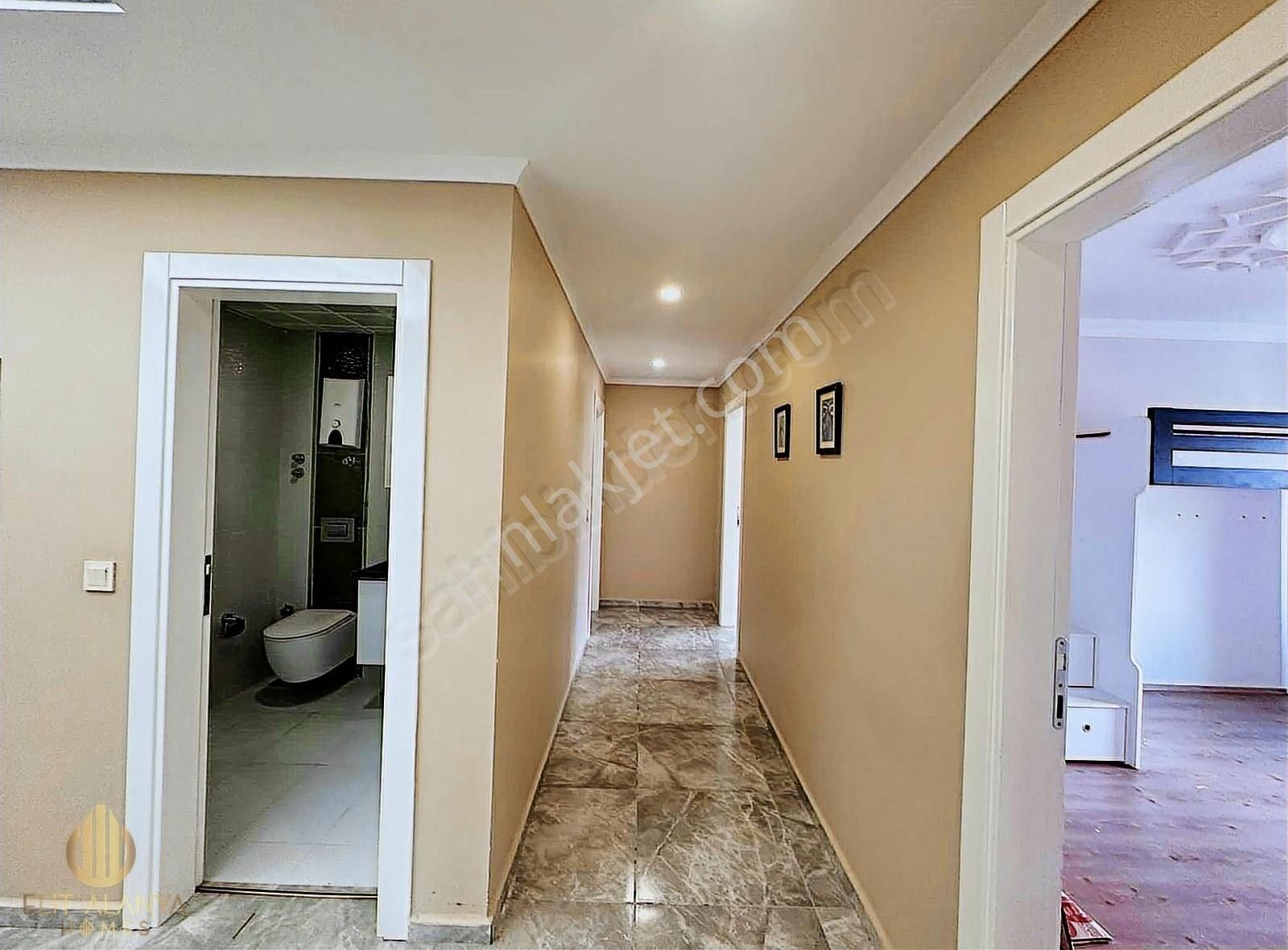 3+1 3 Adet Cam Balkon 2 Banyo 2 Wc Ayrı Mutfak Siteiçi Manzaralı - Görsel 9