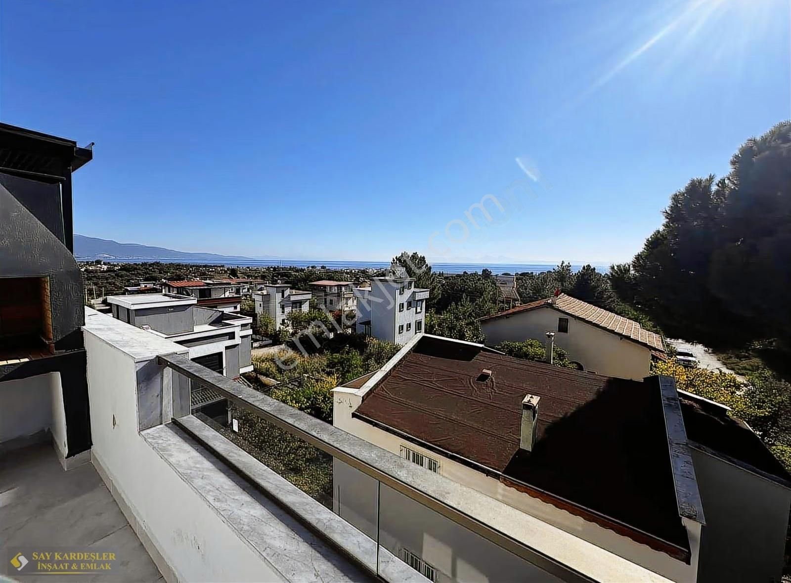 İzmir Seferihisar Doğanbey De Satılık 4+1 Yazlık Villa