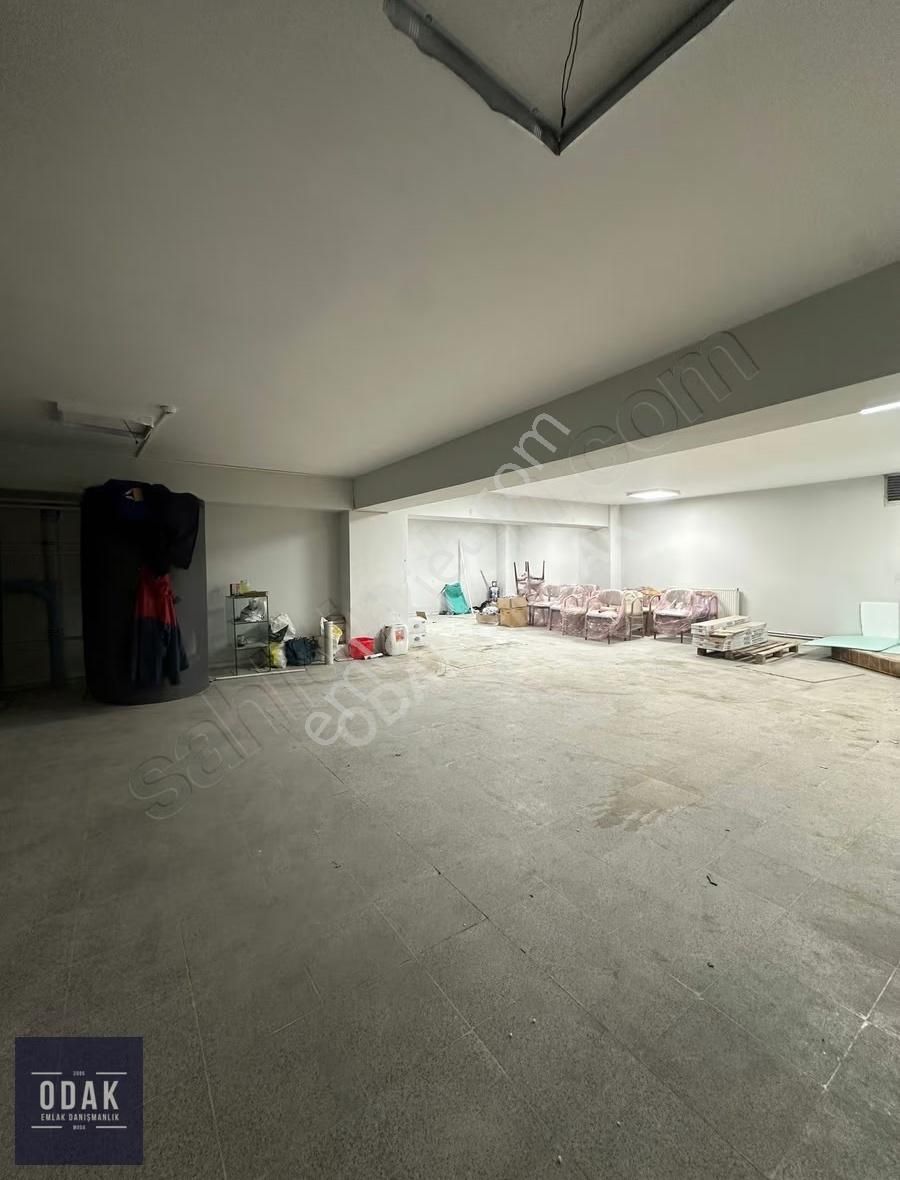Odak'tan Bahariye'de Köşe Konumda Depolu Geniş Dükkan - Görsel 6