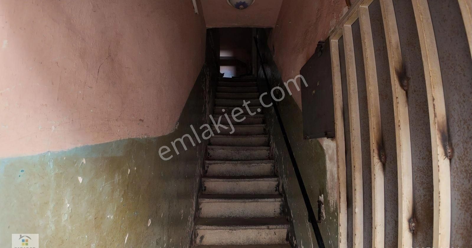 Aydın Nazilli Altıntaş Mahallesinde Satılık 3 Katlı Bina - Görsel 18